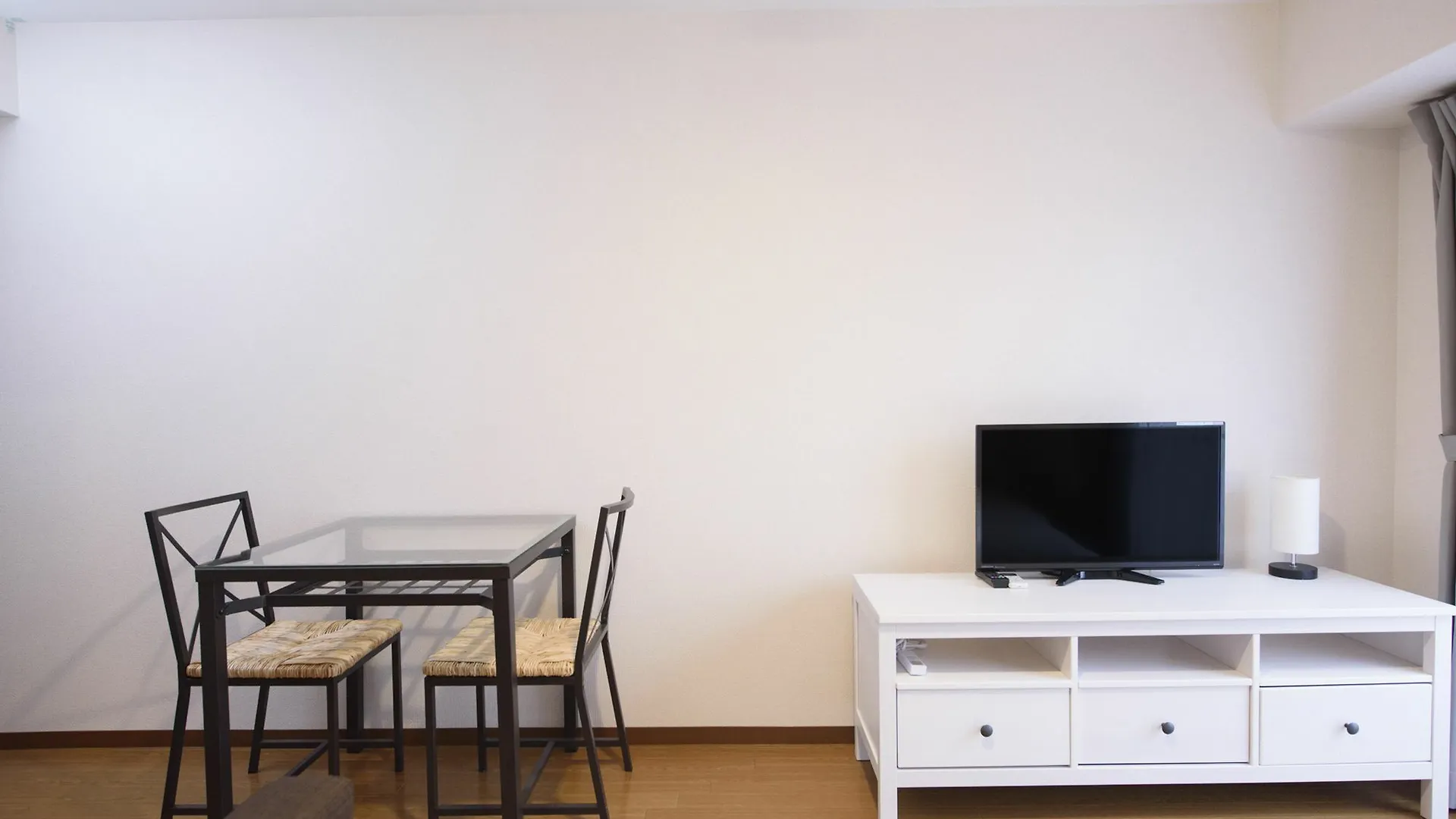 Hotel Rejoice Stay Kyoto Karasuma Oike 3*,
