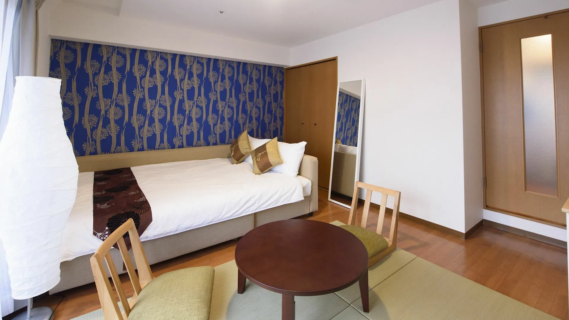 Hotel Rejoice Stay Kyoto Karasuma Oike 3*,